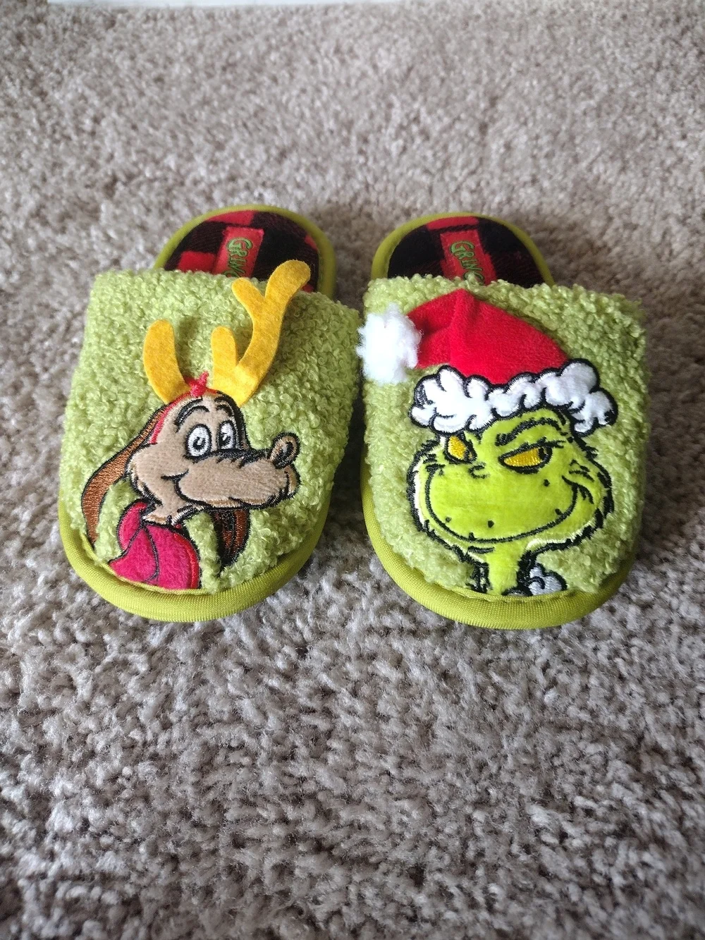 Grinch Holiday Plush Slippers - Green